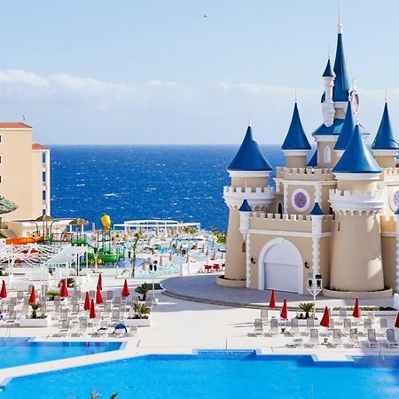 Bahia Principe Fantasia Tenerife ซานมิเกลเดียโบนา ภายนอก รูปภาพ The Land of Legends Theme Park