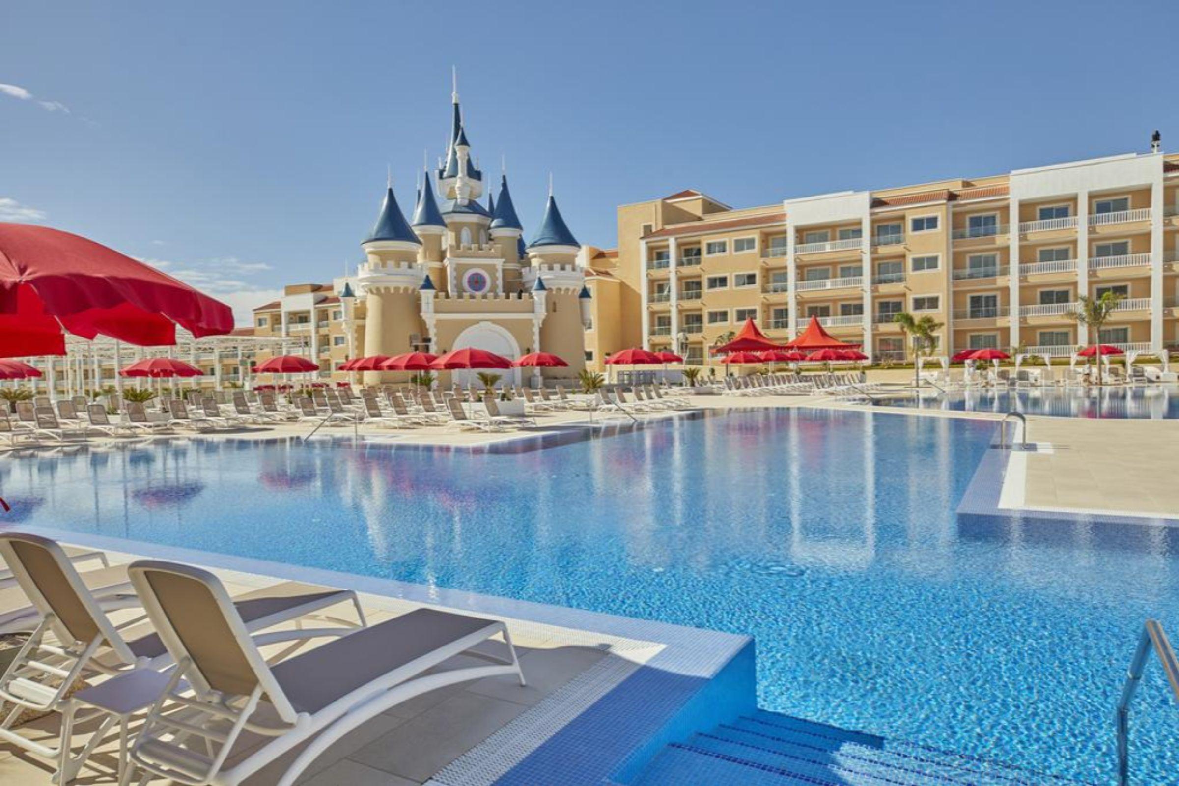 Bahia Principe Fantasia Tenerife ซานมิเกลเดียโบนา ภายนอก รูปภาพ The resort's swimming pool