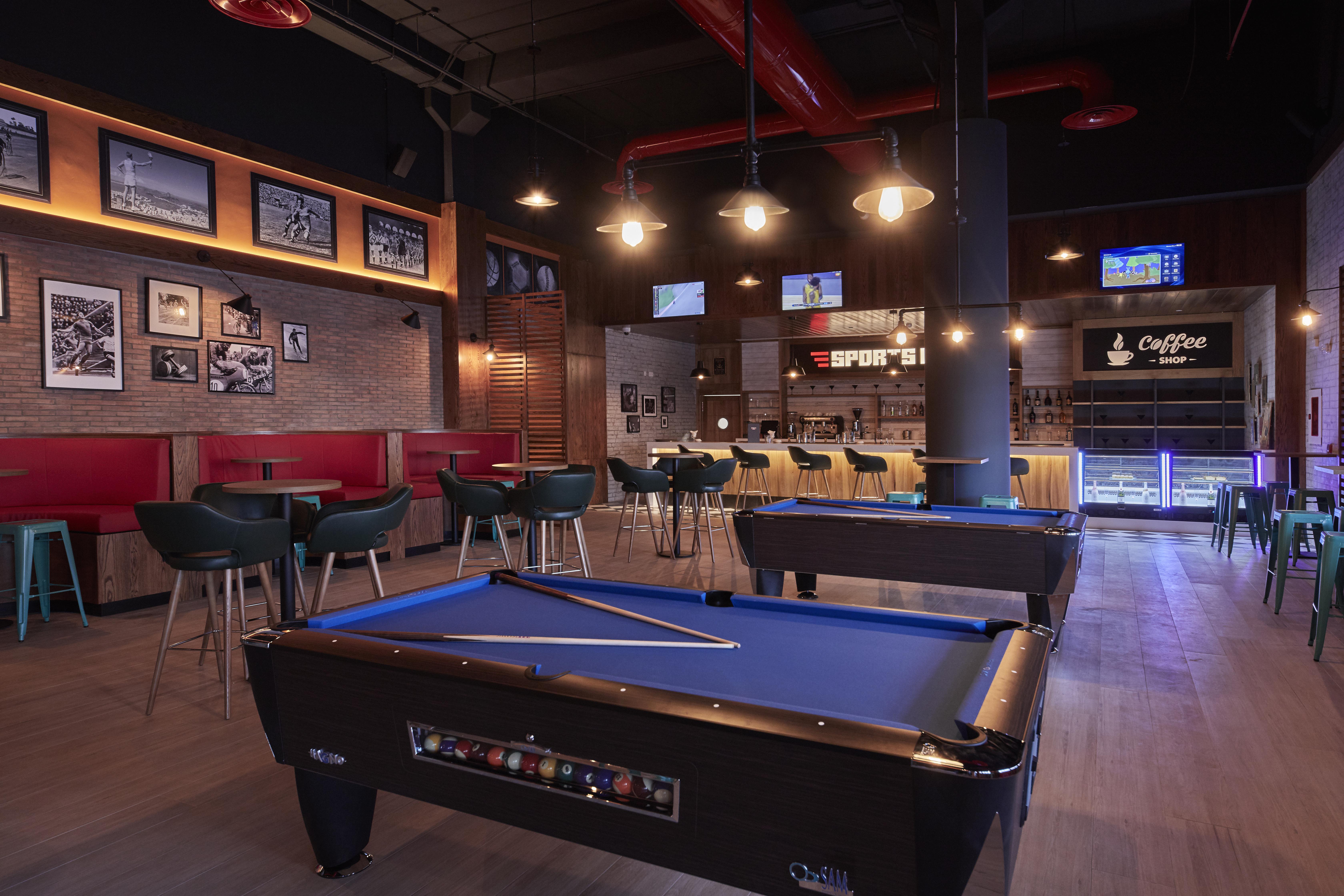 Bahia Principe Fantasia Tenerife ซานมิเกลเดียโบนา ภายนอก รูปภาพ The Sports Café at the Dubai International Academy